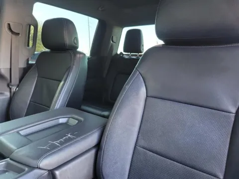 More photos of 2019 Chevrolet Silverado 1500 RST at Susan Schein Automotive - Pelham, AL