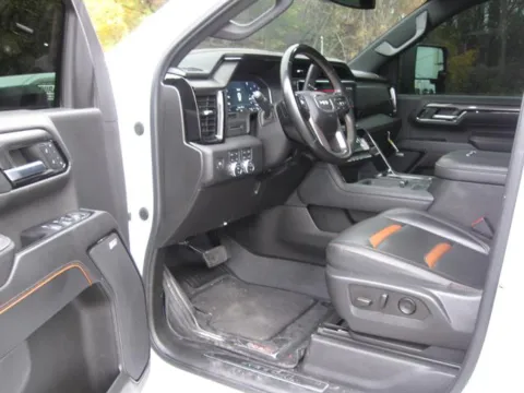 More photos of 2024 GMC Sierra 2500HD AT4 at Susan Schein Automotive - Pelham, AL