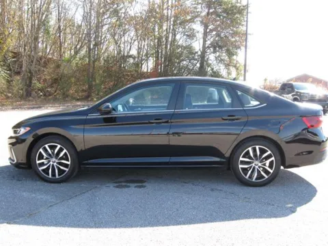 Photos of 2025 Volkswagen Jetta SE for sale in Pelham, AL at Susan Schein Automotive - Pelham