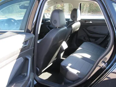 More photos of 2025 Volkswagen Jetta SE at Susan Schein Automotive - Pelham, AL