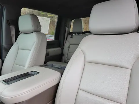 More photos of 2021 Chevrolet Silverado 2500HD 4x4 LTZ 4dr Crew Cab SB at Susan Schein Automotive - Pelham, AL