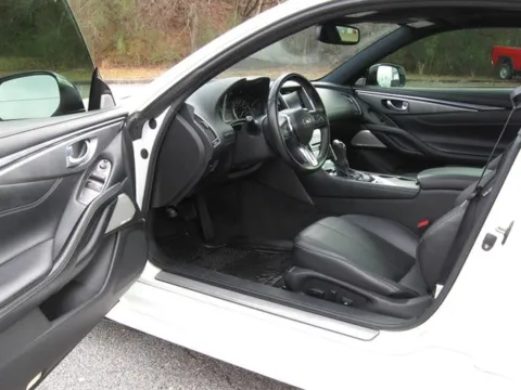 More photos of 2021 INFINITI Q60 3.0T Luxe at Susan Schein Automotive - Pelham, AL