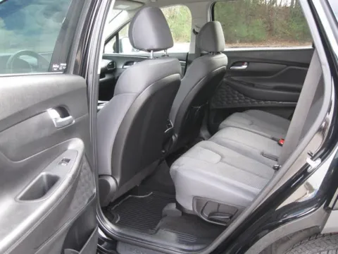 More photos of 2023 Hyundai Santa Fe SEL at Susan Schein Automotive - Pelham, AL