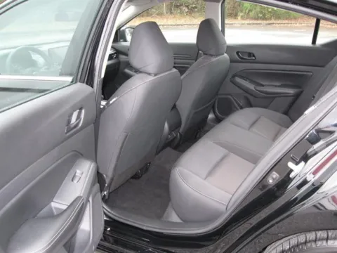 More photos of 2024 Nissan Altima 2.5 SV at Susan Schein Automotive - Pelham, AL