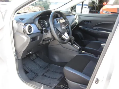 More photos of 2024 Nissan Versa SV at Susan Schein Automotive - Pelham, AL