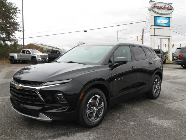 2025 Chevrolet Blazer 2LT's photo