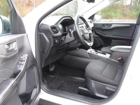 More photos of 2025 Ford Escape Active at Susan Schein Automotive - Pelham, AL