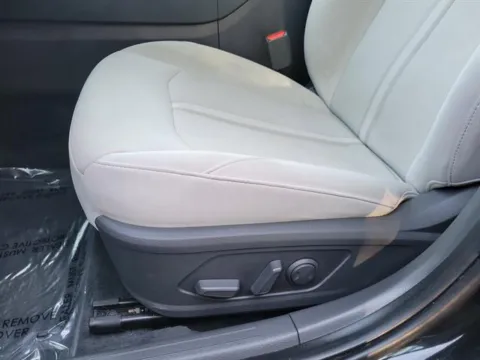 More photos of 2025 Hyundai Sonata SEL at Susan Schein Automotive - Pelham, AL