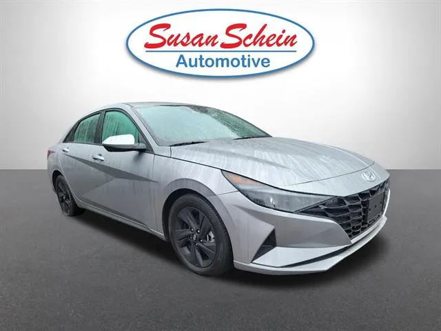 Silver 2023 Hyundai Elantra SEL for sale in Pelham, AL