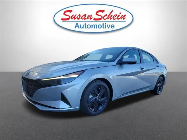 Silver 2023 Hyundai Elantra SEL for sale in Pelham, AL