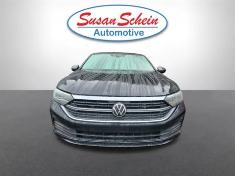 Photos of 2023 Volkswagen Jetta 1.5T SE for sale in Pelham, AL at Susan Schein Automotive - Pelham