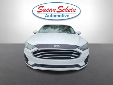 Photos of 2020 Ford Fusion SE for sale in Pelham, AL at Susan Schein Automotive - Pelham