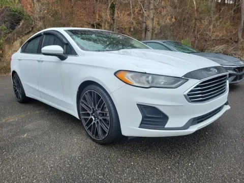 White 2020 Ford Fusion SE for sale in Pelham, AL