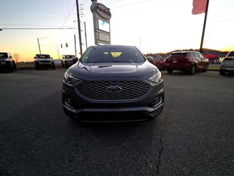 More photos of 2024 Ford Edge SEL at Susan Schein Automotive - Pelham, AL