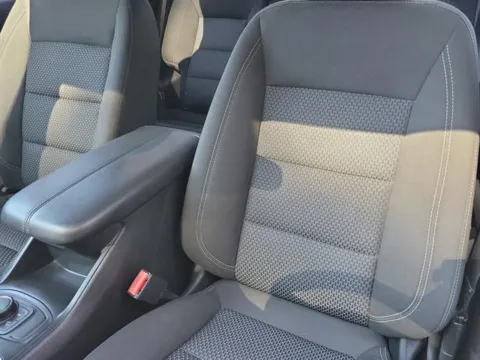 More photos of 2024 GMC Terrain SLE at Susan Schein Automotive - Pelham, AL