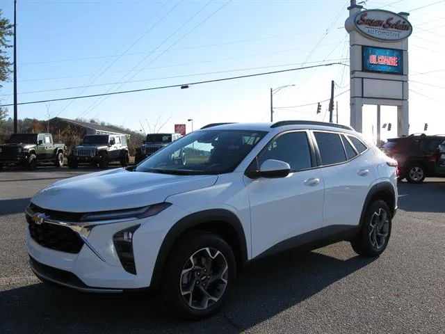 White 2025 Chevrolet Trax LT for sale in Pelham, AL