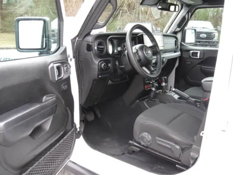 More photos of 2024 Jeep Wrangler 4xe Rubicon 4xe at Susan Schein Automotive - Pelham, AL