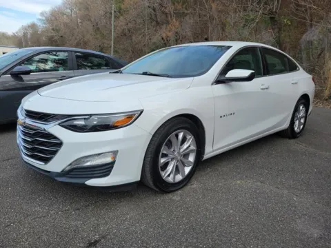 White 2020 Chevrolet Malibu LT for sale in Pelham, AL