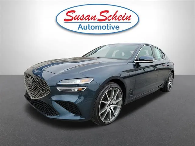 2024 Genesis G70 2.5T Standard's photo