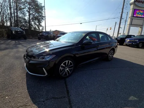 Photos of 2025 Volkswagen Jetta SE for sale in Pelham, AL at Susan Schein Automotive - Pelham