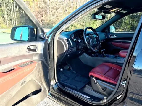 More photos of 2019 Dodge Durango R/T at Susan Schein Automotive - Pelham, AL