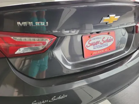 More photos of 2022 Chevrolet Malibu LT at Susan Schein Automotive - Pelham, AL