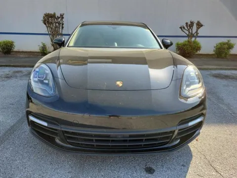 Photos of 2018 Porsche Panamera for sale in Pelham, AL at Susan Schein Automotive - Pelham