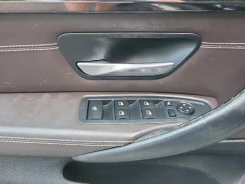 More photos of 2016 BMW M4 at Susan Schein Automotive - Pelham, AL