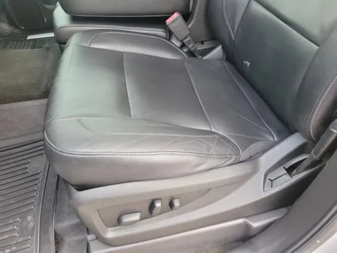 More photos of 2017 GMC Sierra 1500 SLT at Susan Schein Automotive - Pelham, AL