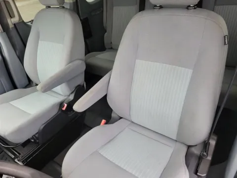 More photos of 2017 Ford Transit Wagon 350 XLT at Susan Schein Automotive - Pelham, AL