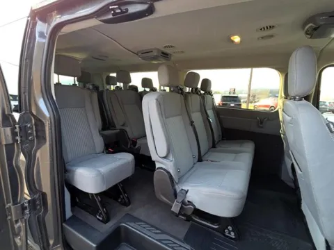 More photos of 2017 Ford Transit Wagon 350 XLT at Susan Schein Automotive - Pelham, AL