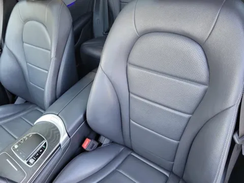 More photos of 2020 Mercedes-Benz GLC 300 at Susan Schein Automotive - Pelham, AL