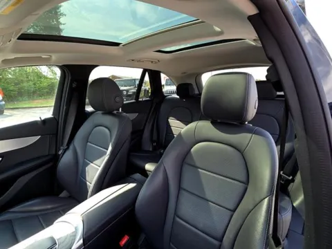 More photos of 2020 Mercedes-Benz GLC 300 at Susan Schein Automotive - Pelham, AL