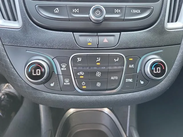 2024 Chevrolet Malibu 1LT - Photo 18