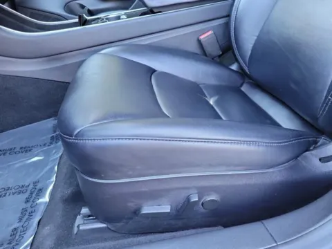 More photos of 2018 Tesla Model 3 Long Range at Susan Schein Automotive - Pelham, AL