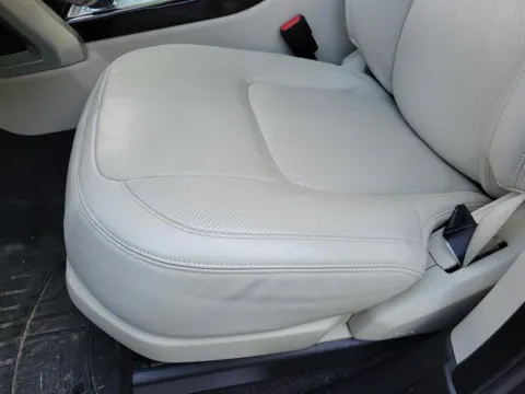 More photos of 2022 Land Rover Range Rover P525 HSE Westminster Edition at Susan Schein Automotive - Pelham, AL