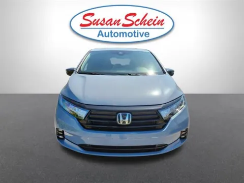 Photos of 2023 Honda Odyssey Sport for sale in Pelham, AL at Susan Schein Automotive - Pelham