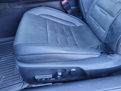 More photos of 2017 Lexus RC at Susan Schein Automotive - Pelham, AL