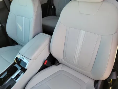 More photos of 2025 Hyundai Tucson SEL at Susan Schein Automotive - Pelham, AL