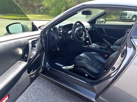 More photos of 2014 Nissan GT-R Premium at Susan Schein Automotive - Pelham, AL