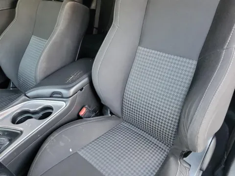 More photos of 2020 Dodge Challenger GT at Susan Schein Automotive - Pelham, AL