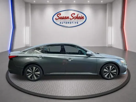 More photos of 2020 Nissan Altima 2.5 SV at Susan Schein Automotive - Pelham, AL