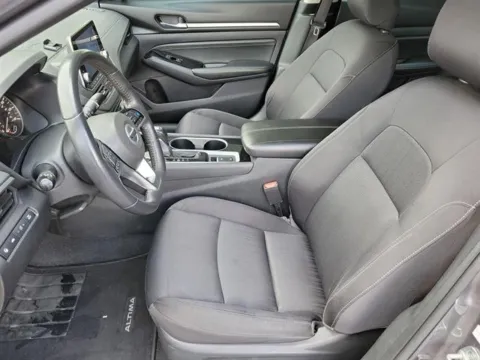 Another view of 2020 Nissan Altima 2.5 SV for sale in Pelham, AL at Susan Schein Automotive - Pelham