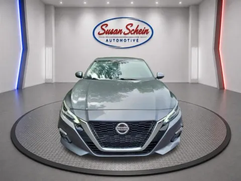 Photos of 2020 Nissan Altima 2.5 SV for sale in Pelham, AL at Susan Schein Automotive - Pelham