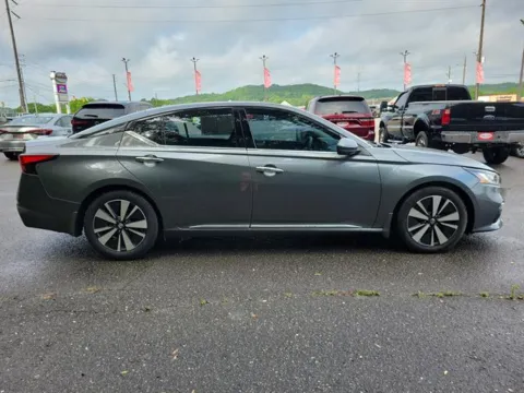 More photos of 2020 Nissan Altima 2.5 SV at Susan Schein Automotive - Pelham, AL