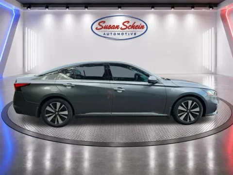 More photos of 2020 Nissan Altima 2.5 SV at Susan Schein Automotive - Pelham, AL