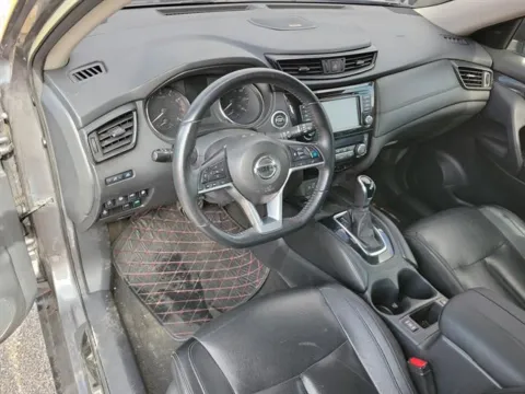Photos of 2020 Nissan Rogue SL for sale in Pelham, AL at Susan Schein Automotive - Pelham
