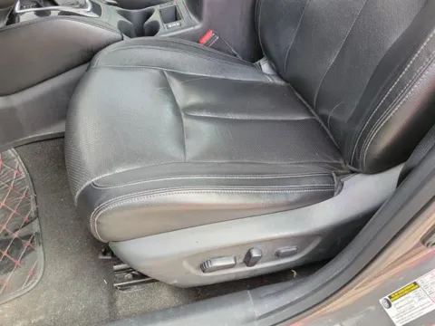 More photos of 2020 Nissan Rogue SL at Susan Schein Automotive - Pelham, AL