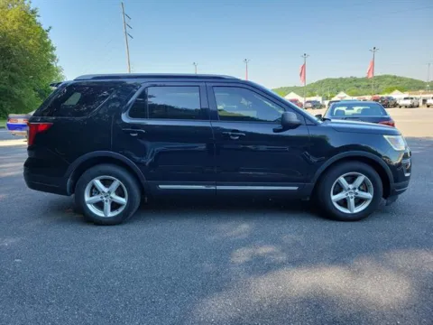 More photos of 2018 Ford Explorer XLT at Susan Schein Automotive - Pelham, AL