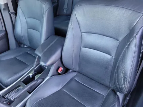 More photos of 2014 Honda Accord Sedan EX-L V6 at Susan Schein Automotive - Pelham, AL